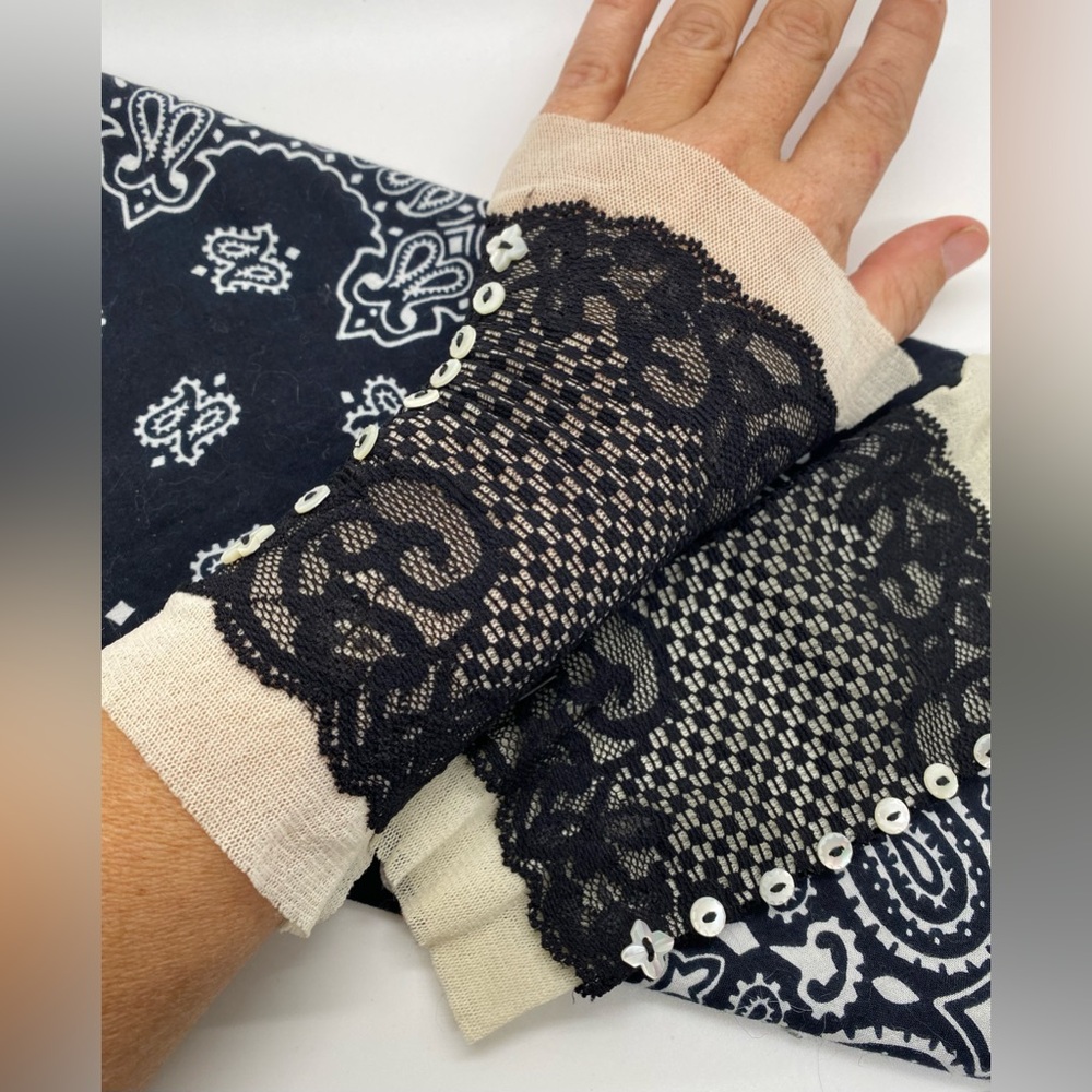 Boho Lace Fingerless Gloves